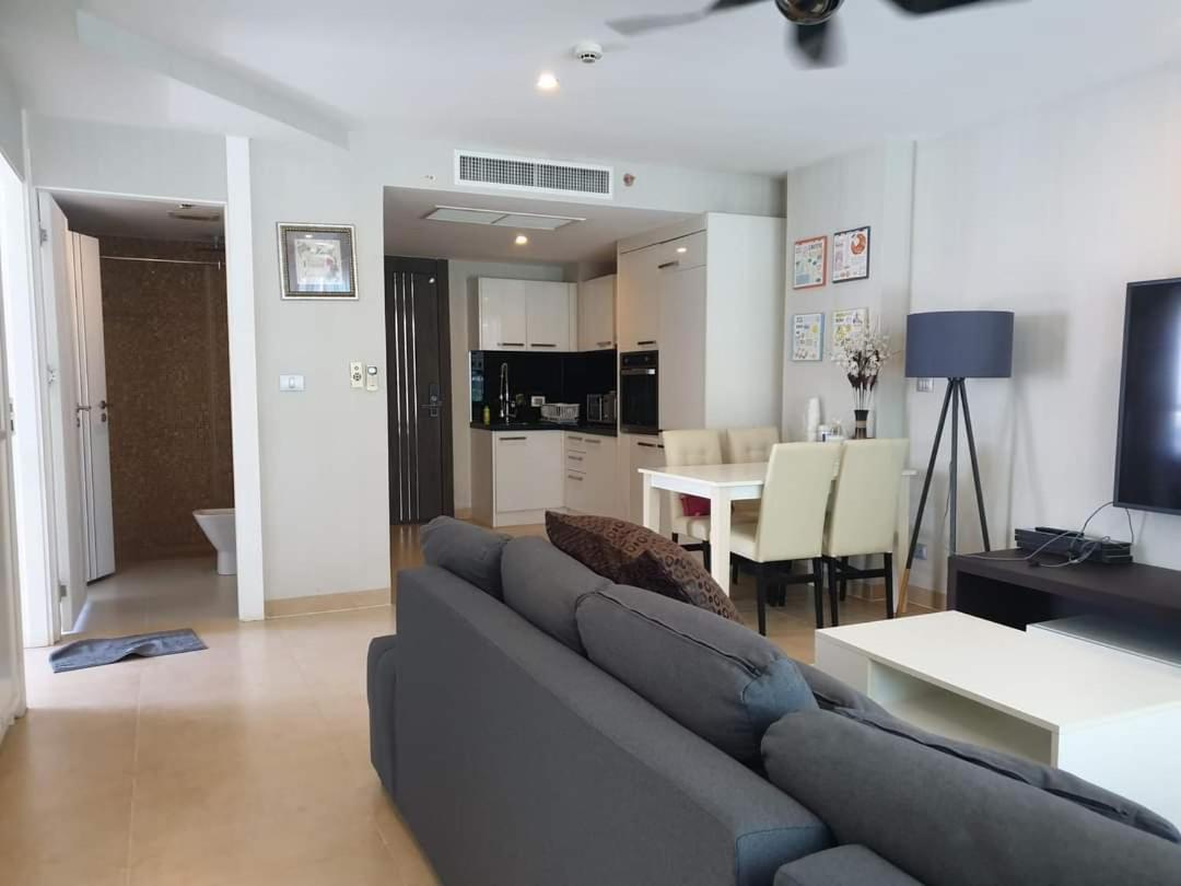 Centara Avenue 2 Bedrooms Pool View Pattaya Eksteriør billede