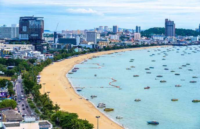 Centara Avenue 2 Bedrooms Pool View Pattaya Eksteriør billede
