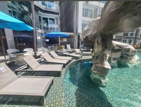 Centara Avenue 2 Bedrooms Pool View Pattaya Eksteriør billede